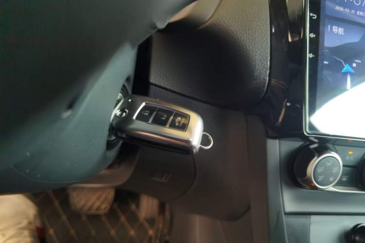 Used Nissan Sylphy 2024 Restyled Version 2 Classic 1.6XE CVT Comfort Edition Vehicle Key