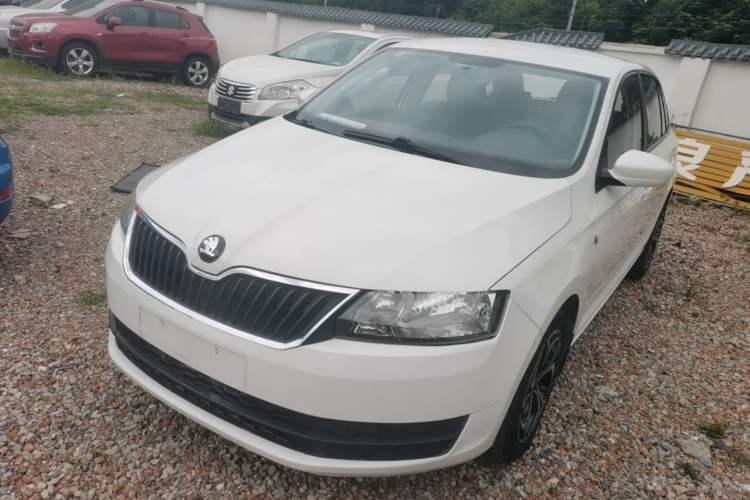 Used Skoda Rapid Spaceback 2014 1.4TSI DSG Enjoyment Edition
