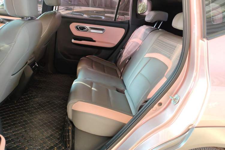 Used AION Y 2022 Plus 70 Smart Edition
