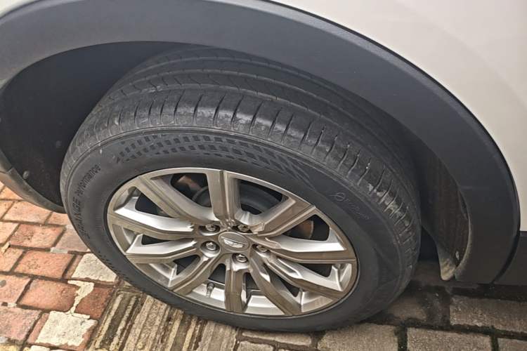 Used Cadillac XT4 2021 28T Two-Wheel Drive Leading Version
