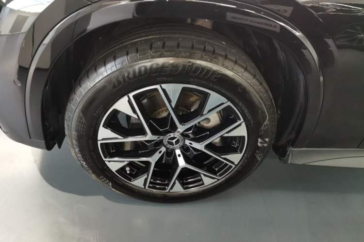 Used Mercedes-Benz GLC 2023 GLC 260 L 4MATIC Luxury Model 5 Seats