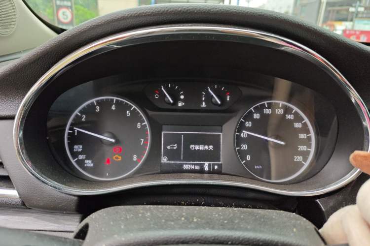 Used Buick Encore 2017 18T Automatic Two-Wheel Drive Urban Leading Model Instrument Cluster