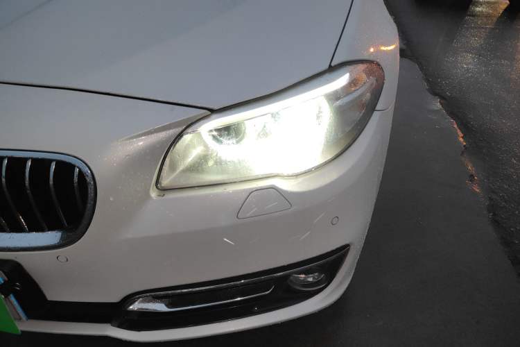 Used BMW 5 Series 2014 525Li Luxury Design Package
