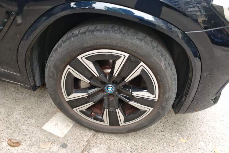 Used BMW iX3 2022 Leading Model