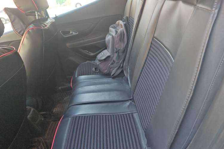 Used Buick Encore 2014 1.4T Automatic Two-Wheel Drive Urban Elite Model Left Rear Seat