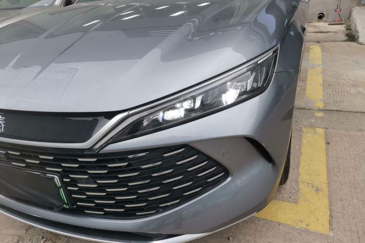 Used BYD Qin L 2025 DM-i Smart Drive 120KM Leading Model