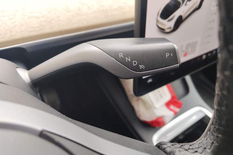 Used Tesla Model Y 2021 Standard Range Rear-Wheel Drive Version Gear Lever