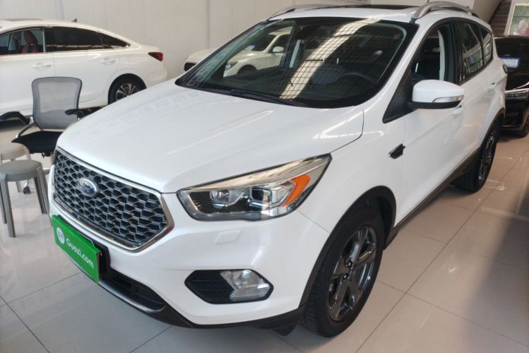 Used Ford Kuga 2019 EcoBoost 180 Two-Wheel-Drive Titanium Plus Model China V Standard
