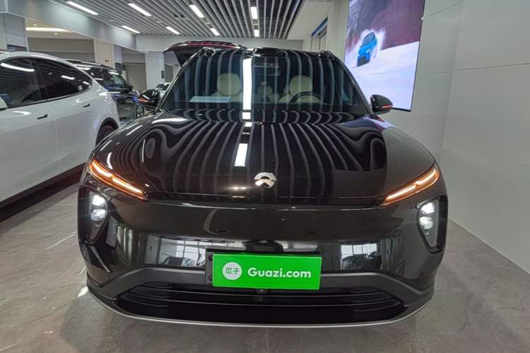 Used Nio ES6 2024 75 kWh Front