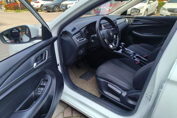 Used Roewe i5 2020 1.5L Automatic 4G Connected Linghao Edition
