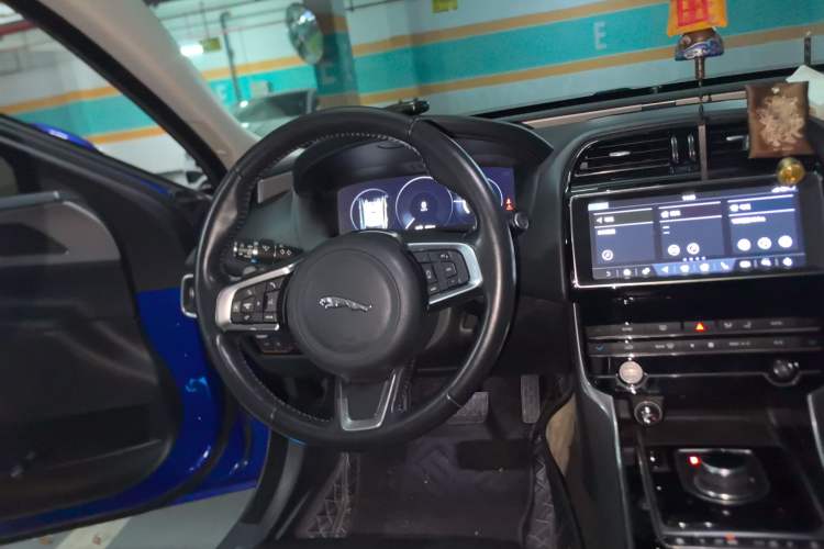 Used Jaguar XEL 2019 2.0T 250 PS Premium Edition
