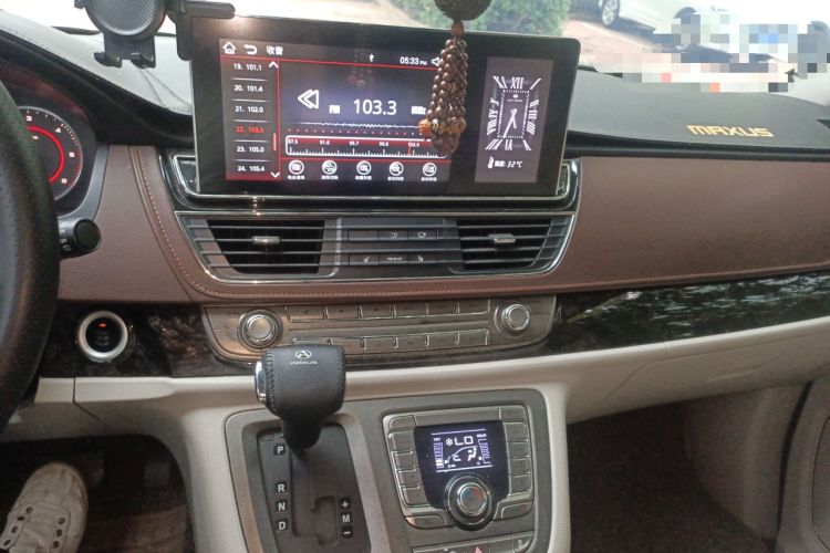 Used SAIC MAXUS G10 2016 1.9T Automatic Luxury Executive Edition Diesel China V Standard