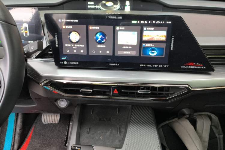 Used CHANGAN OSHAN Z6 New Energy 2022 Blue Whale iDD 150KM Flagship PLUS Audio And AC Panel