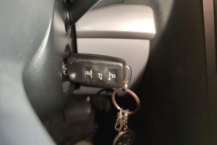 Used Skoda Octavia 2013 1.6L Automatic Yijun Edition Vehicle Key