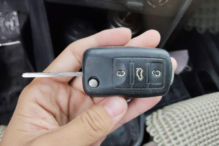 Used Volkswagen Santana 2015 Haval H6 1.6L Automatic Luxury Model
