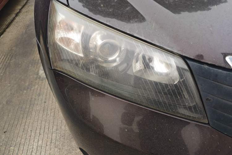 Used Geely Auto Classic Emgrand 2013 Sedan 1.5L Manual Elite Model Right Front Headlight