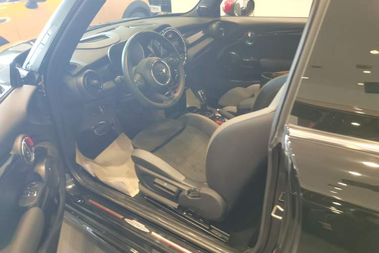 Used MINI JCW 2021 2.0T JOHN COOPER WORKS ALL-IN