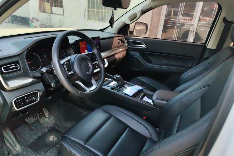 Used Great Wall Poer 2023 2.0T Commercial Version Automatic Diesel 4x4 Elite Long-Box GW4D20M
