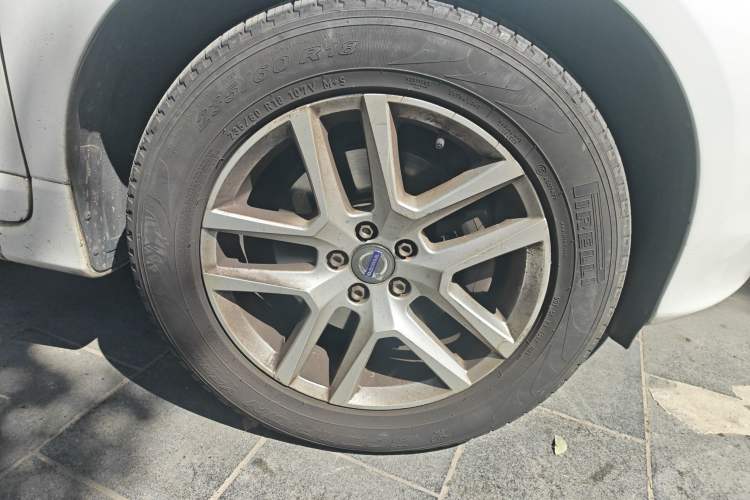 Used Volvo XC60 2017 T5 AWD Smart Upgrade Edition