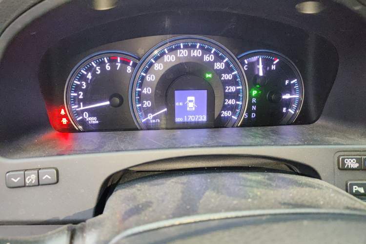 Used Toyota Crown 2012 2.5L Royal Leather Edition
