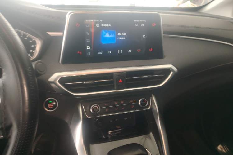 Used SAIC MAXUS G50 2019 1.5T Automatic Elite Edition China V Standard Audio And AC Panel