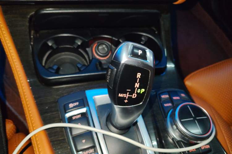 Used BMW 5 Series 2012 530Li Luxury Model