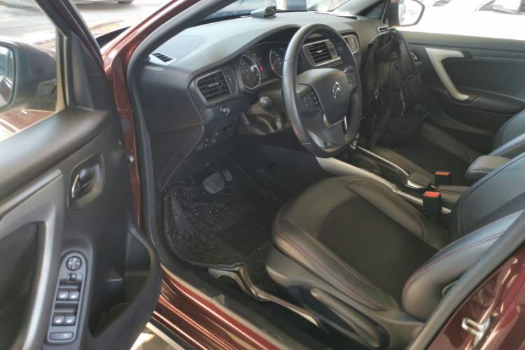 Used Citroen C3-XR 2015 1.6THP Automatic Smart Model Left Front Seat