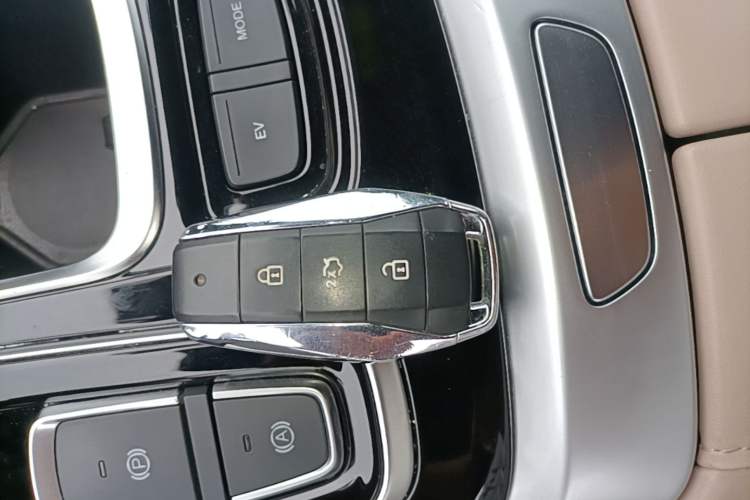 Used JAC QX PHEV 2023 120km Enjoyment Edition