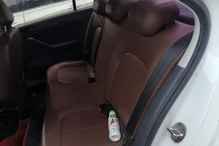 Used Volkswagen Jetta 2019 Dream Edition 1.5L Automatic Fashionable Version Left Rear Seat