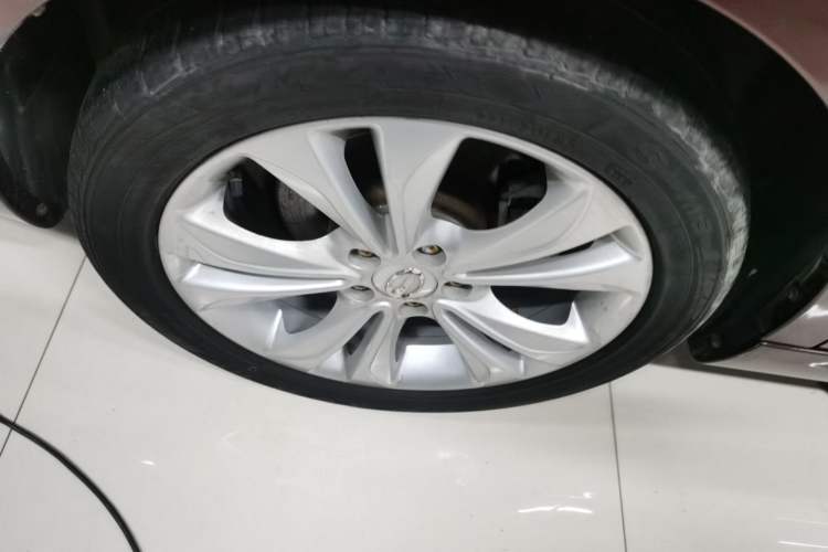 Used GAC Trumpchi GA6 2016 235T Manual Elite Edition
