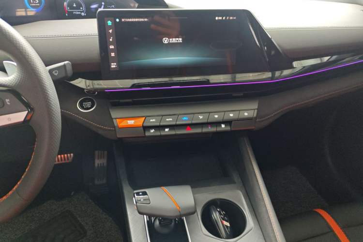 Used Changan UNI-V 2024 1.5T Prestige Sport Edition
