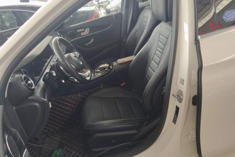 Used Mercedes-Benz E-Class 2017 E 300 L Sporty and Stylish Model Left Front Seat