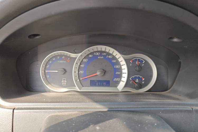 Used CHANGAN CX30 2012 Sedan 1.6L Manual Luxury Model
