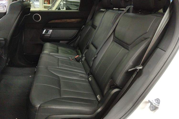 Used Land Rover Discovery 2018 3.0 SC V6 HSE