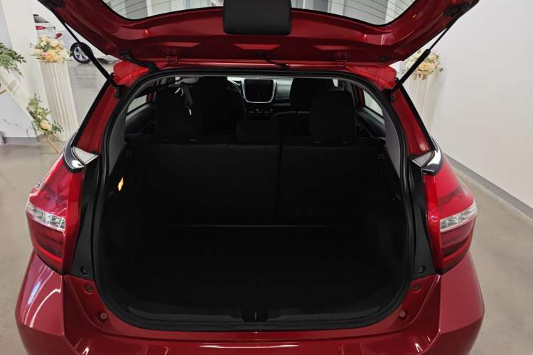 Used Toyota YARiS L Zhi Xuan 2019 1.5E CVT Dynamic Edition China VI compliant
