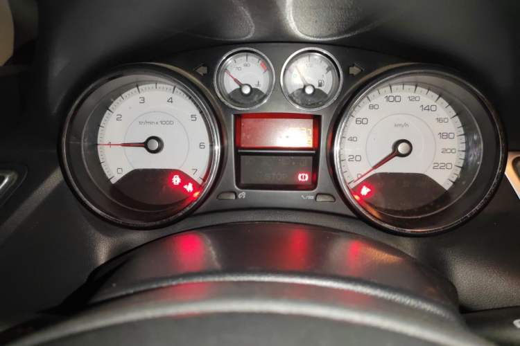 Used Peugeot 308 2012 1.6L Manual YouShang Edition
