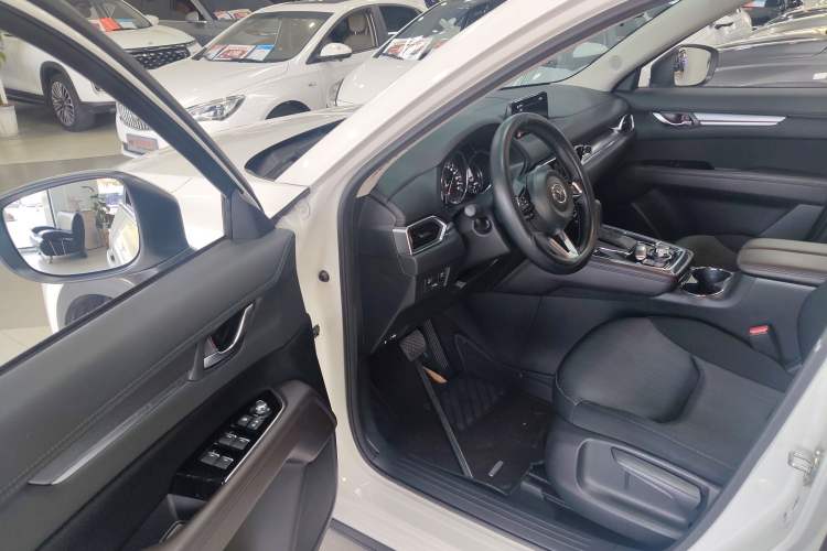 Used Mazda CX-8 2019 2.5L Two-Wheel Drive Luxury Version