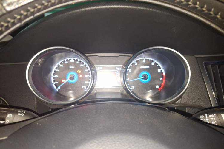 Used Zotye SR7 2016 1.5T Manual Cube Road Edition China V Standard