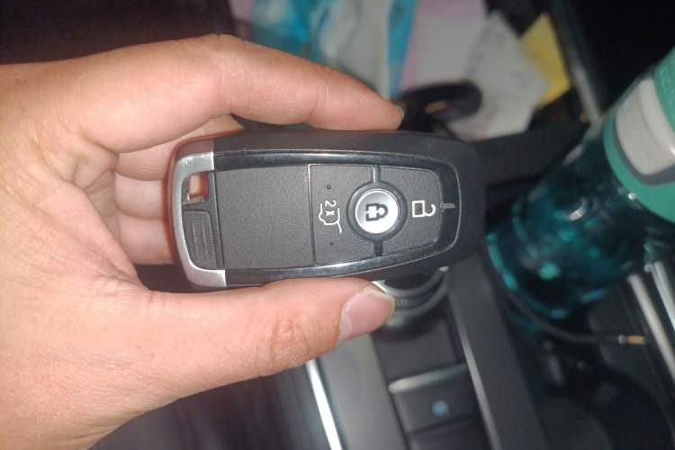 Used Ford Explorer 2024 2.3T EcoBoost Rear-Drive Trend Edition 7-Seater Vehicle Key