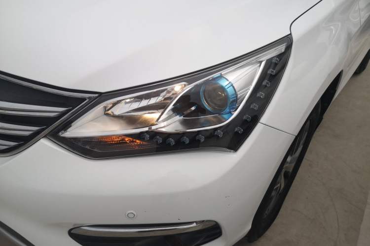 Used BYD Song 2018 1.5TID Automatic Smart Connect Prestige Model