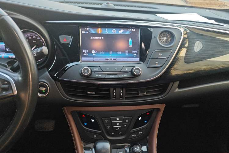 Used Buick Envision 2018 28T Four-Wheel Drive Elite Version