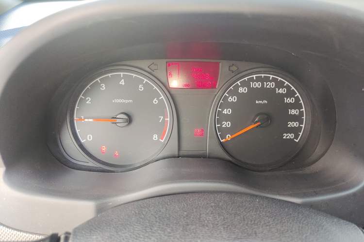 Used Hyundai Verna (older generation) 2014 1.4L Manual Smart GLS Trim
