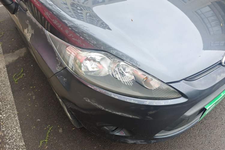 Used Ford Fiesta 2011 Sedan 1.5L Automatic Fashion Edition Right Front Headlight