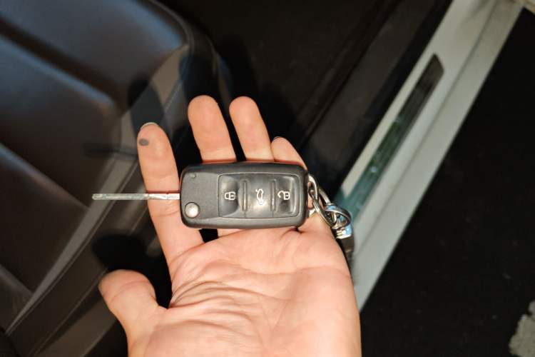 Used Volkswagen Bora 2014 1.4TSI Automatic Comfort Model Vehicle Key