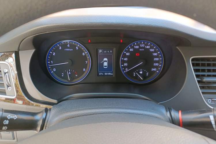 Used Hyundai Mistra 2016 1.8L Automatic Deluxe DLX Model Instrument Cluster