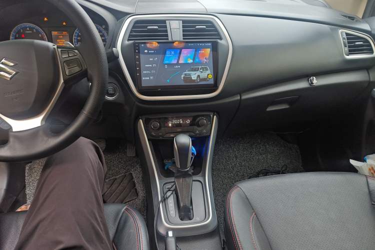 Used Suzuki S-Cross 2014 1.6L CVT Two-Wheel Drive Elite Version Audio And AC Panel