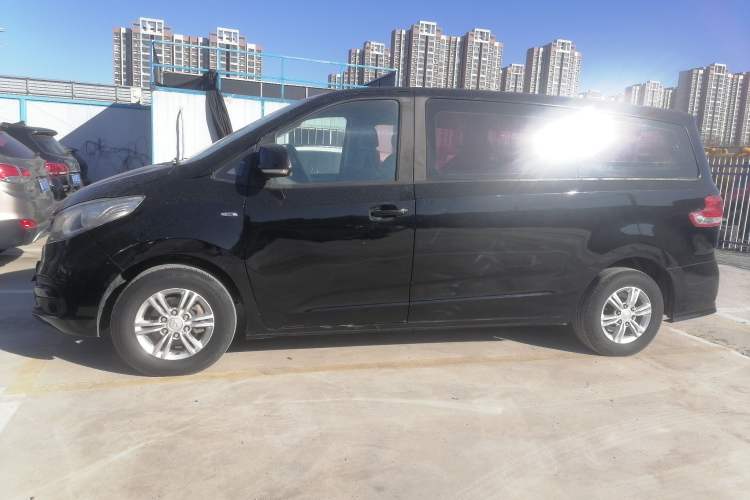 Used SAIC MAXUS G10 2016 2.0T Automatic Elite Edition