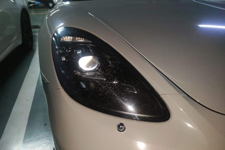 Used Porsche 718 2016 Cayman 2.0T Right Front Headlight