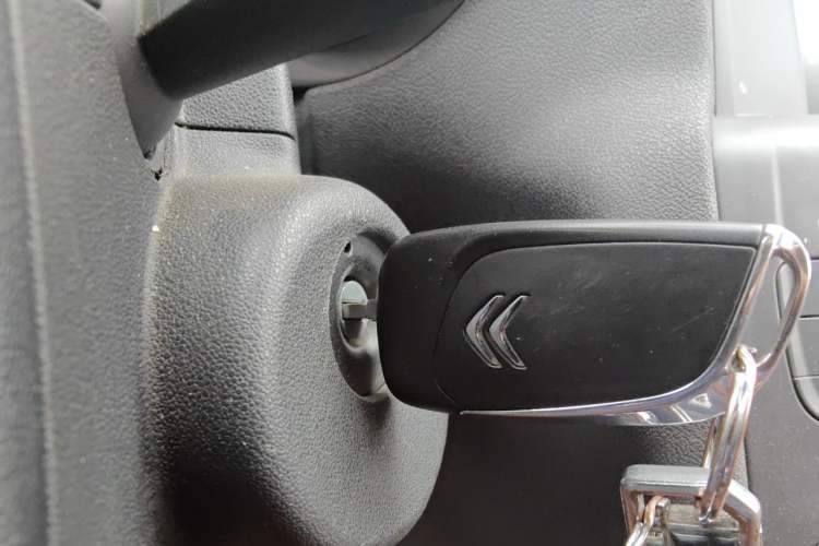 Used Citroen C4L 2014 1.8L Intelligent Drive Automatic Enjoyment Model
