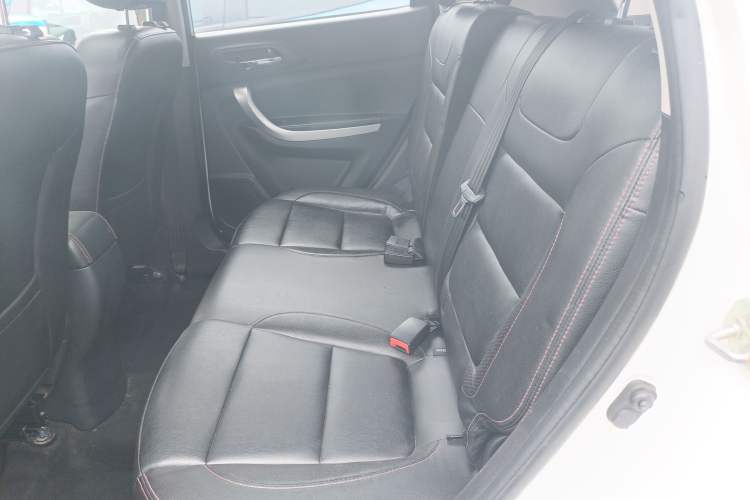 Used CHANGAN CS35 2015 1.6L Manual Comfort Model China IV Standard Left Rear Seat